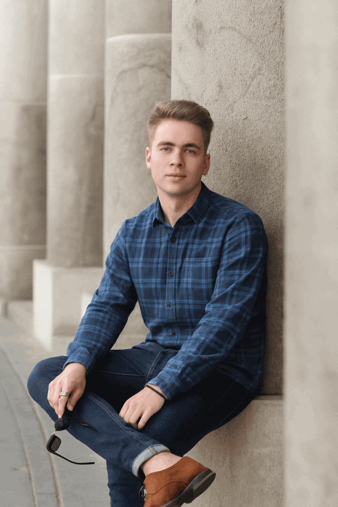 Nano Banana - fiú kockás ingben/ChatGPT